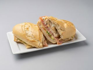 Bocadillo Pechuga a la Plancha