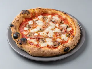Pizza Prosciutto e funghi