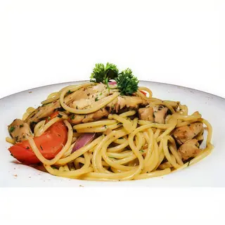 Tallarín saltado