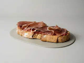 Tosta Mediterránea