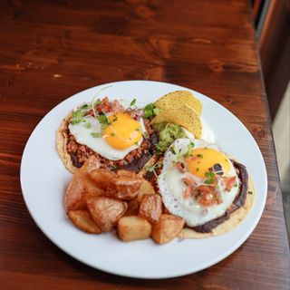 Huevos Rancheros (Sin Gluten)