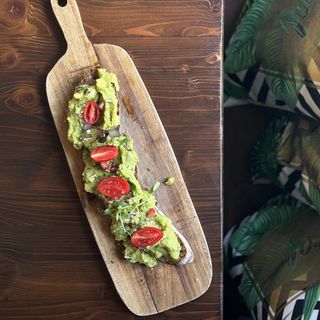 Tostada de AGUACATE con Semillas