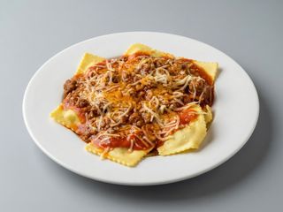 Raviolis A La Boloñesa
