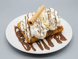 Gofre De Nocilla Y Nata