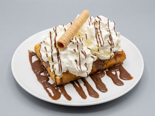 Gofre De Nocilla Y Nata