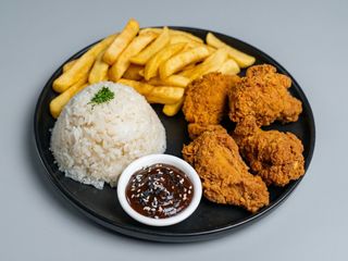 ALITAS CON ARROZ