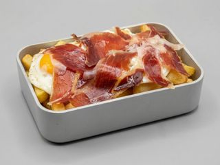 Huevos Rotos Con Jamón Iberico