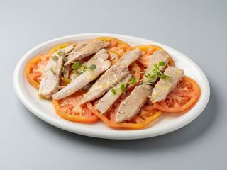 Ensalada De Tomate Con Ventresca