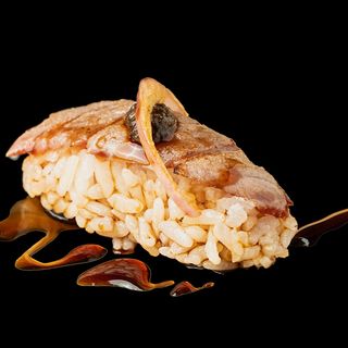 122. Niguiri Aburi de Atún