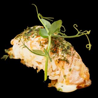 123. Niguiri Aburi de salmon