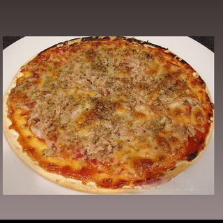 Pizza atún