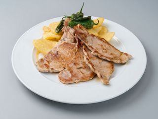 Filetitos De Lomo Ibérico Con Patatas Fritas