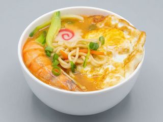 Sopa De Yakisoba