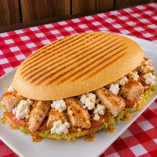 Campero pollo Cabra