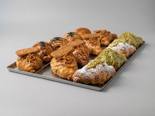 Croissant De Lotus