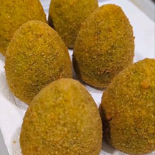 Arancino ricotta y espinacas