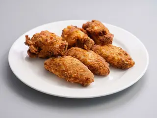 15. Alitas de pollo
