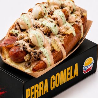 LA PERRA GOMELA
