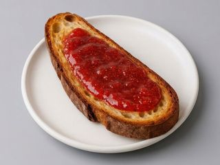 Tostada Con Mermelada De Fresa