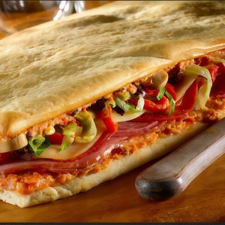 Sándwich de Pizza de Atún (26 Cm.)