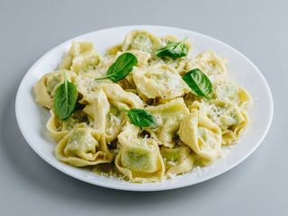 Tortellini a la Crema y Champiñones