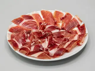 1/2 R. Jamón ibérico de montanera al  corte