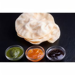 Papadoms With Sauce