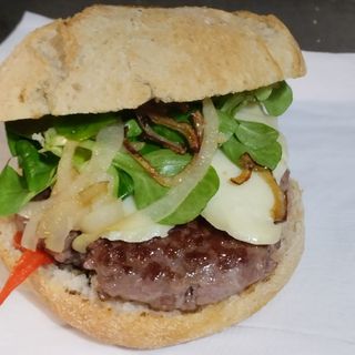 Hamurguesa De Buey Con Tetilla