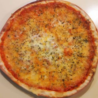 Pizza 3 Quesos (30 Cm.)