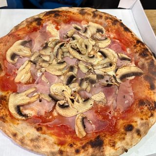 Pizza Regina (30 cm.)