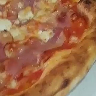 Pizza Parma (30 cm.)