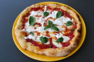 Pizza Bufalina (33 X 33 Cm.)