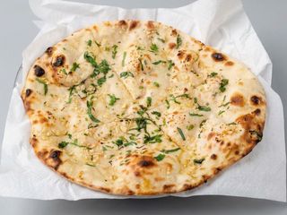 Garlic naan