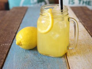 Passion Lemonade (16 oz.)