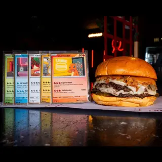 EEVEE BURGER + carta coleccionable
