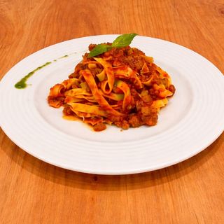 Pasta Fresca Alla Bolognesa