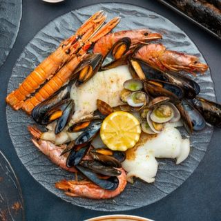 Menú Mediodía (Disponible De Lunes A Viernes)