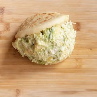 Arepa De Reina Pepiada