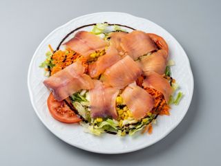 Ensalada de salmón