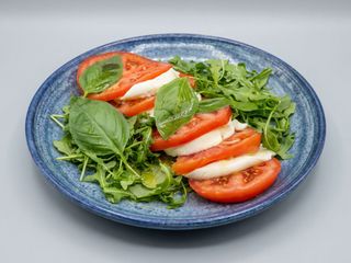 ENSALADA CAPRESE DE BÚFALA