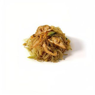 65.- Fideos De Arroz Con Pollo