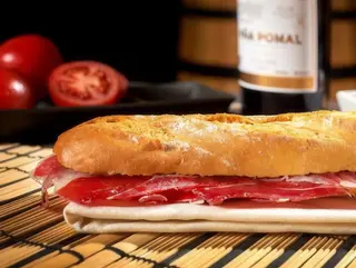 Bocata Entero De Jamón Ibérico