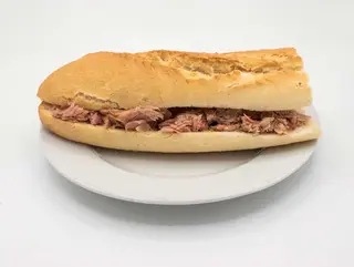 Bocata Entero De Atún