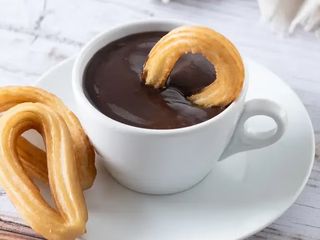 Churros con chocolate + Café