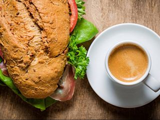 Mini Bocadillo + Café