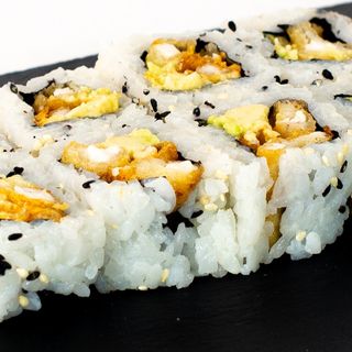 Uramaki Pollo Frito