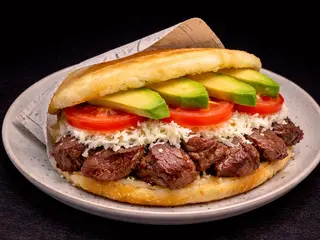 Arepa Llanera.