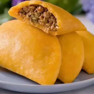 Empanadas de carne mechada