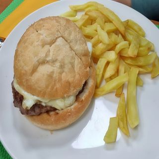 Hamburguesa de Vaca vieja (180 G.)