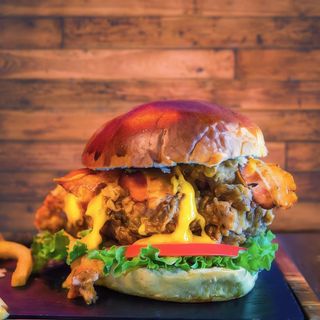 Burguer Pollo Frito Clásico